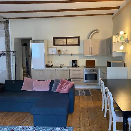 Apartment Bohemian In Old Town Tallinn