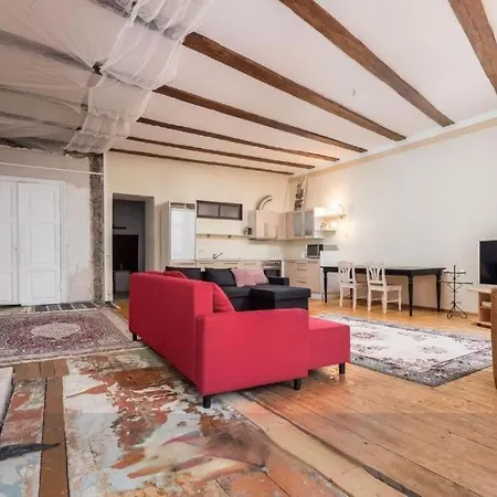 Apartment Bohemian In Old Town Tallinn